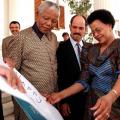 Scurtă biografie Nelson Mandela